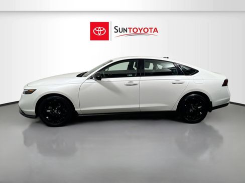 Used 2025 Honda Accord SE image 7