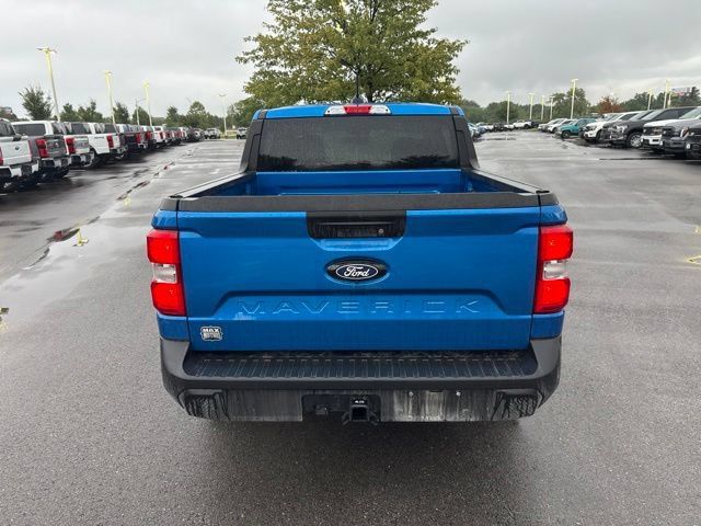 Certified 2025 Ford Maverick XLT w/ XLT Luxury Package AWD/4WD image 5