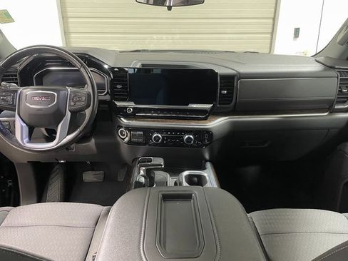 Used 2022 GMC Sierra 1500 Elevation image 13