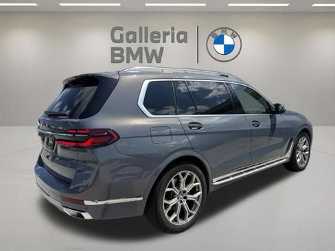 Used 2026 BMW X7 xDrive40i AWD/4WD image 6