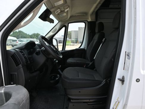 Used 2023 RAM ProMaster 2500 FWD image 19