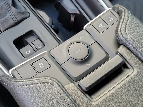 New 2026 Toyota Grand Highlander Limited image 31