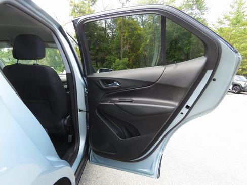 Used 2022 Chevrolet Equinox LT image 16