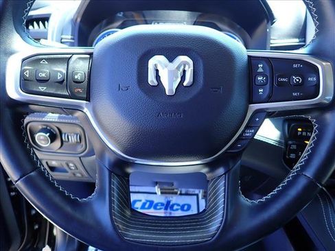 Used 2022 RAM 1500 Limited AWD/4WD image 17