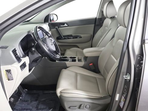 Used 2018 Kia Sportage EX image 28