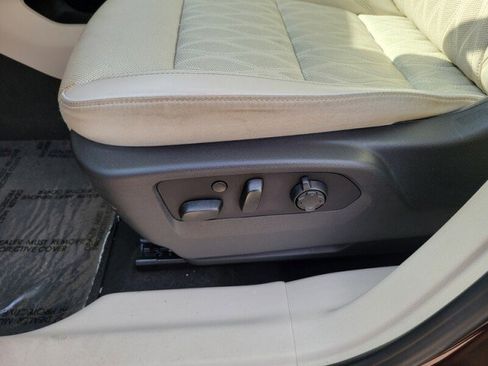 Used 2021 Buick Envision Avenir image 25