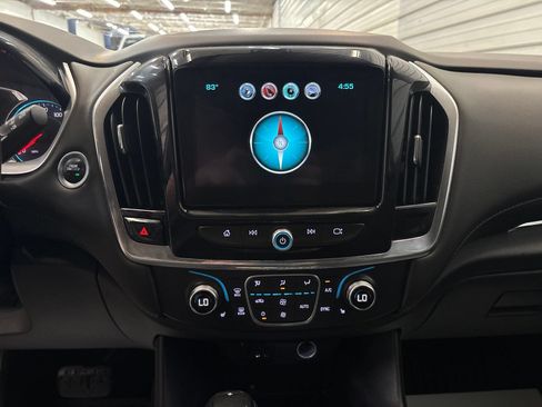Used 2018 Chevrolet Traverse LT AWD/4WD image 18
