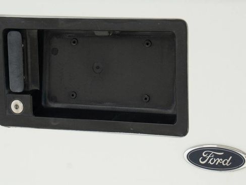 Used 2001 Ford E-350 and Econoline 350 XLT RWD image 22
