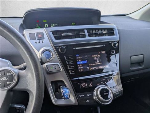 Used 2017 Toyota Prius V Two image 15