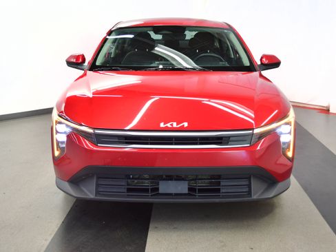 Used 2025 Kia K4 FWD image 3