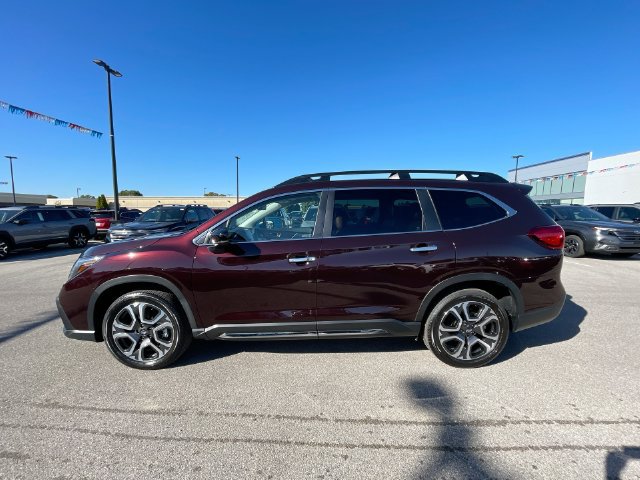 Used 2026 Subaru Ascent Touring AWD/4WD image 2