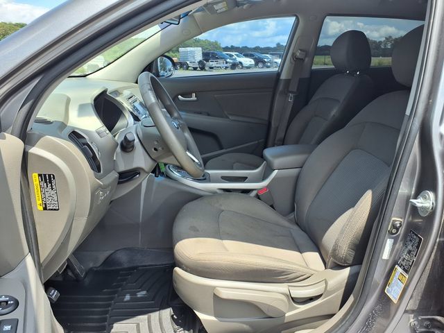 Used 2016 Kia Sportage LX w/ LX Popular Package FWD image 3
