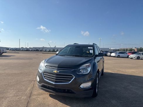 Used 2017 Chevrolet Equinox LT FWD image 6