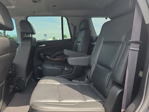 Used 2019 Chevrolet Tahoe Premier AWD/4WD image 10