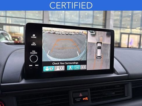 Used 2025 Honda Pilot TrailSport image 21