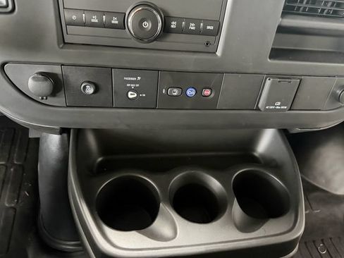 Used 2025 Chevrolet Express 2500 w/ Driver Convenience Package RWD image 8