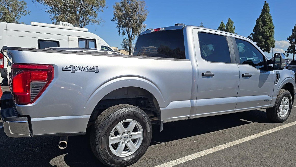Used 2025 Ford F150 XL w/ Equipment Group 104A Hybrid AWD/4WD image 4