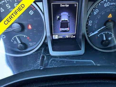 Used 2021 Toyota Tacoma TRD Off-Road AWD/4WD image 17
