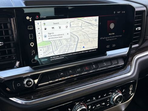 Used 2025 GMC Sierra 1500 Elevation image 14