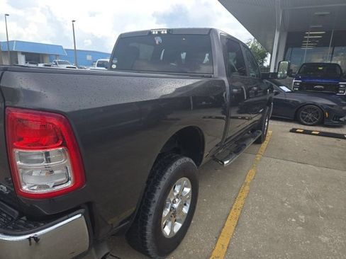 Used 2020 RAM 2500 Big Horn w/ Level 1 Equipment Group AWD/4WD image 8