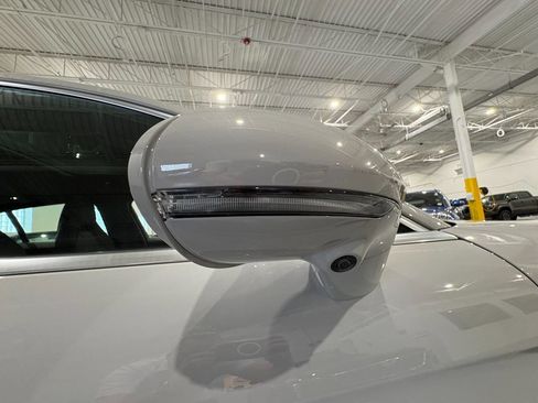 Used 2024 Porsche Panamera 4 AWD/4WD image 60