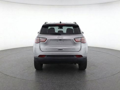 Used 2025 Jeep Compass Limited AWD/4WD image 7