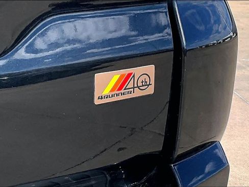 Used 2023 Toyota 4Runner 40th Anniversary SE image 10