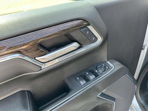 Certified 2024 GMC Sierra 1500 Elevation AWD/4WD image 19