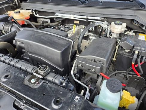 Used 2022 Chevrolet Colorado LT w/ Fleet Safety Package image 19