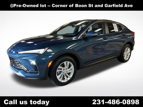 Used 2024 Buick Envista Sport Touring w/ Convenience I Package FWD image 1