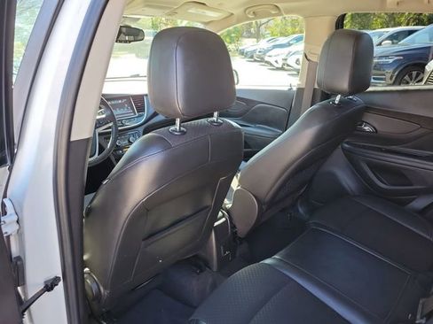 Used 2020 Buick Encore Preferred w/ Safety Package image 14