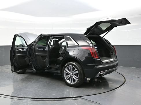 Certified 2024 Cadillac XT5 Premium Luxury AWD/4WD image 42