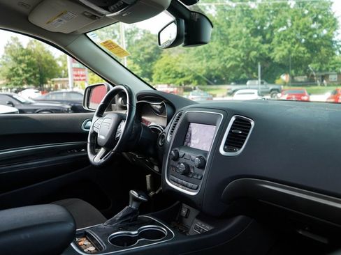 Used 2020 Dodge Durango SXT w/ 3rd Row Seating Group RWD image 14