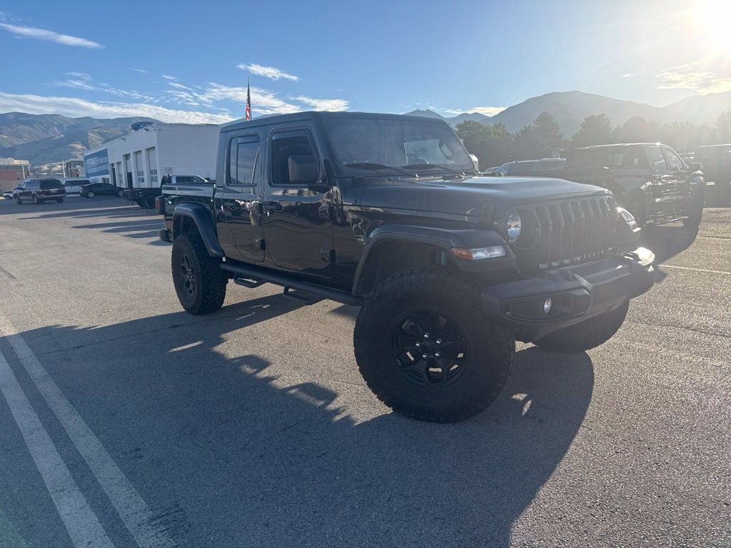 Used 2022 Jeep Gladiator Sport AWD/4WD image 1