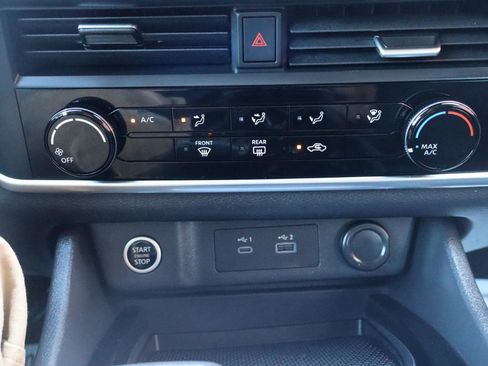 Used 2023 Nissan Rogue S AWD/4WD image 17