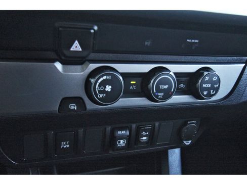 Used 2019 Toyota Tacoma SR5 image 26