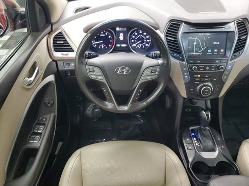 Used 2018 Hyundai Santa Fe Limited w/ Cargo Package FWD image 10