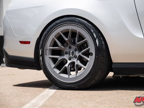 Used 2011 Ford Mustang Shelby GT500 w/ SVT Performance Pkg RWD image 50