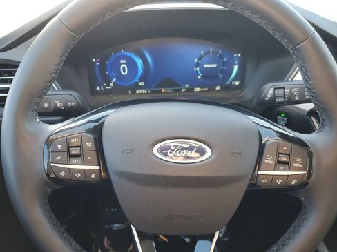 Certified 2022 Ford Escape SEL w/ Technology Package image 10