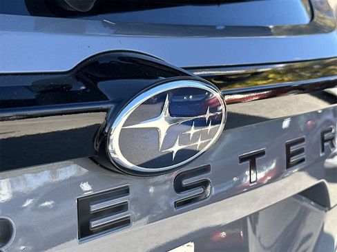 Used 2025 Subaru Forester Touring image 10