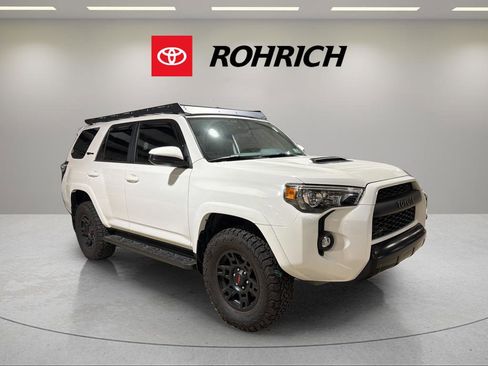 Used 2019 Toyota 4Runner TRD Pro AWD/4WD image 4