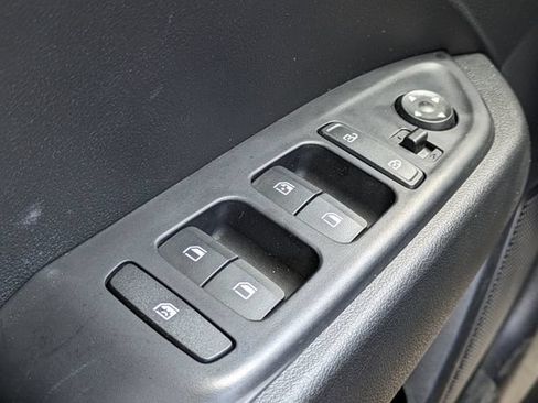 Used 2026 Hyundai Venue SEL FWD image 22