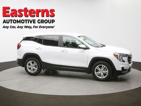 Used 2024 GMC Terrain SLE image 48