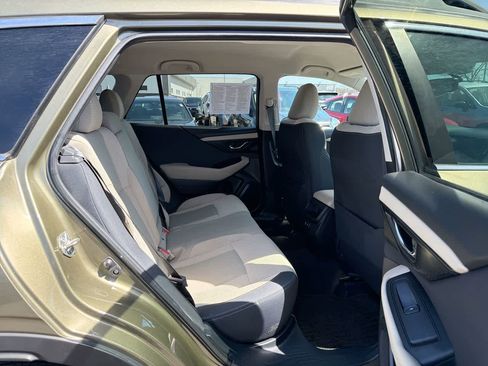Used 2020 Subaru Outback Premium image 25