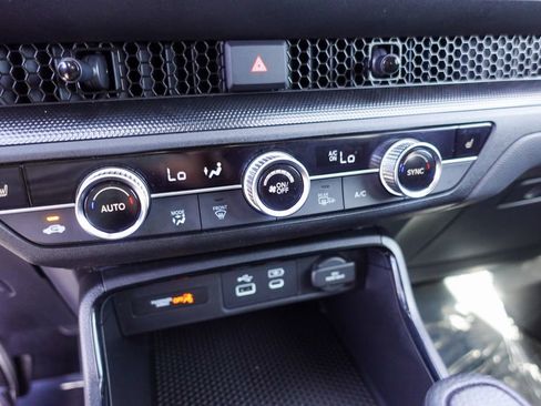 Used 2025 Honda CR-V EX image 19