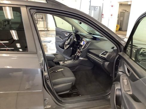 Used 2021 Subaru Forester Premium AWD/4WD image 14