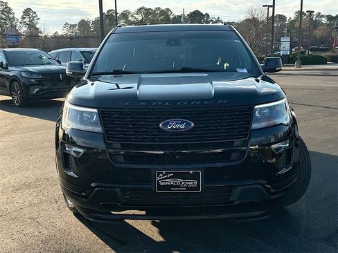 Used 2018 Ford Explorer Sport w/ Equipment Group 401A image 5