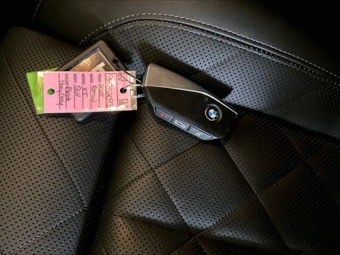 Used 2025 BMW X5 xDrive40i AWD/4WD image 16