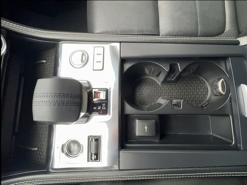 Used 2025 Jaguar F-PACE R-Dynamic S AWD/4WD image 48