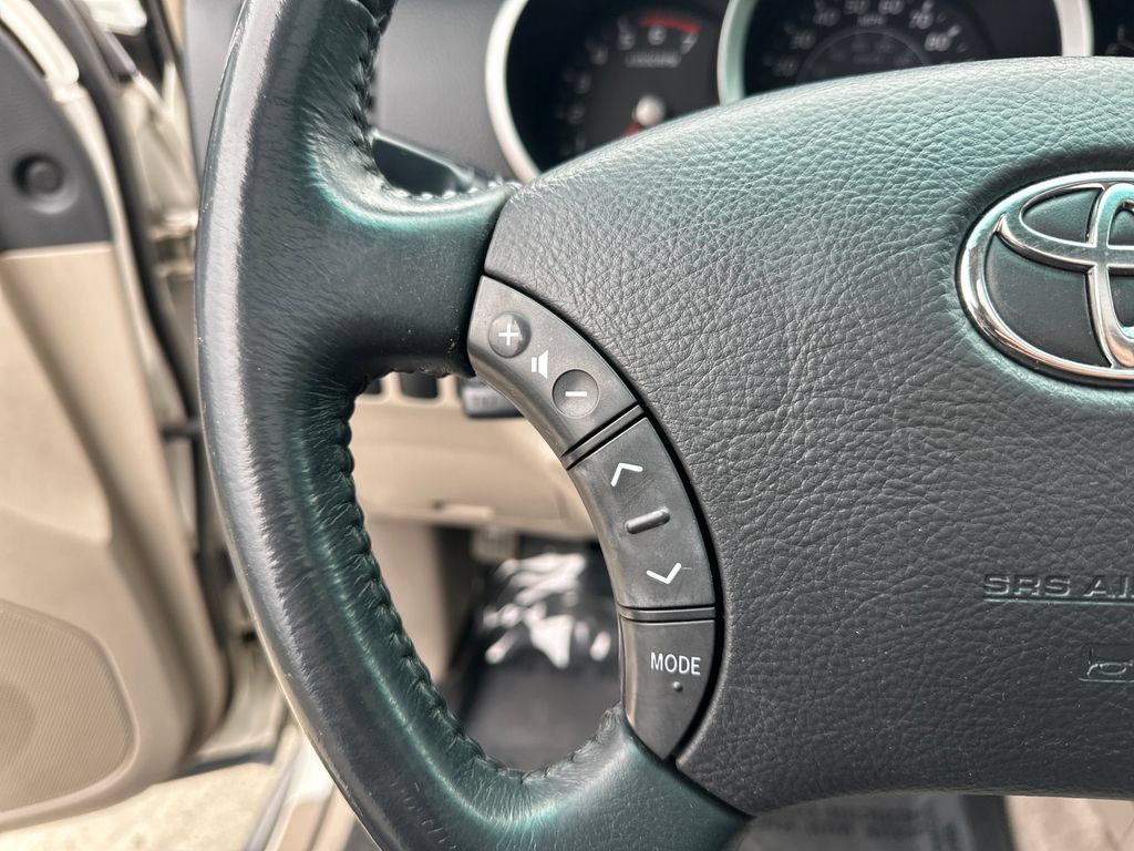 Used 2006 Toyota 4Runner SR5 RWD image 19